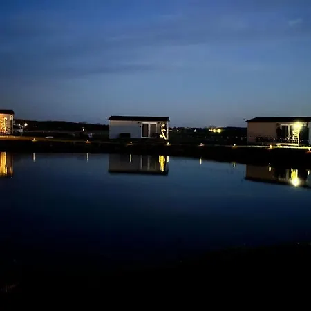 Domki Przy Osrodku Narciarskim Trzepowo Luxury tent *